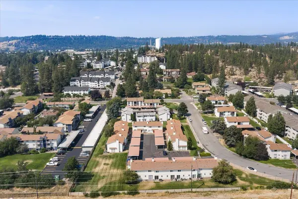 2107 N Houk Rd #Apt #1, Spokane Valley, WA 99216