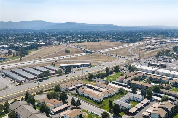 2107 N Houk Rd #Apt #1, Spokane Valley, WA 99216