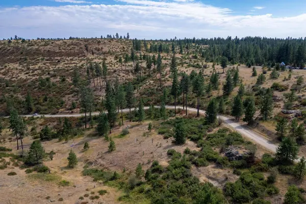 NKA N Valley Rd, Nine Mile Falls, WA 99026