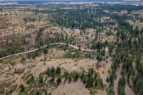 NKA N Valley Rd, Nine Mile Falls, WA 99026