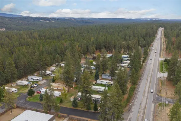 34124 N Newport Hwy #4, Chattaroy, WA 99003