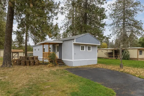 34124 N Newport Hwy #4, Chattaroy, WA 99003