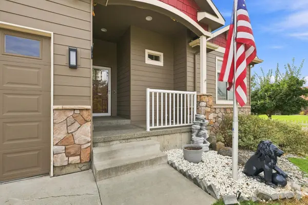 2315 W Chadwick Ln, Spokane, WA 99208