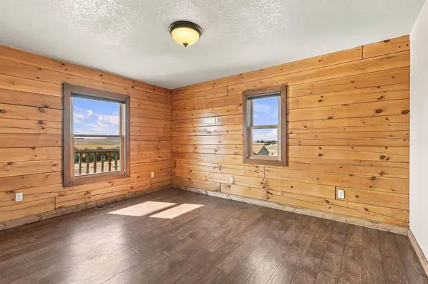 37800 Jane Ln, Davenport, WA 99122