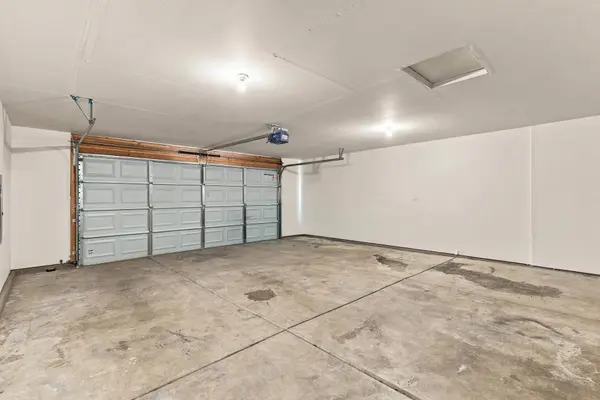 10220 W 10th Ave, Airway Heights, WA 99224