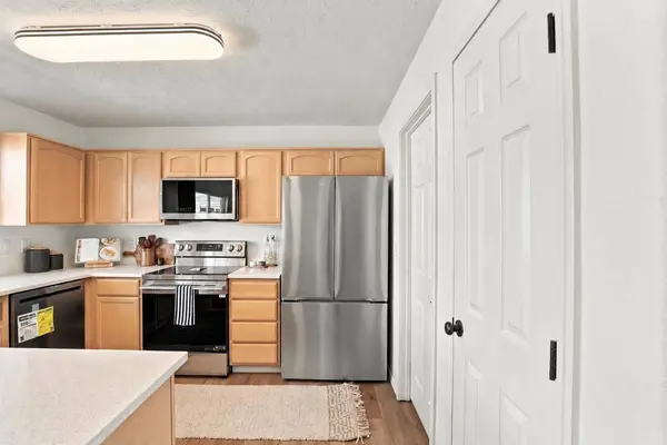 10220 W 10th Ave, Airway Heights, WA 99224