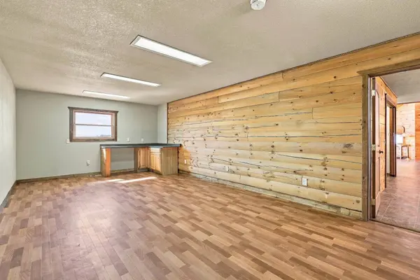 37800 Jane Ln, Davenport, WA 99122