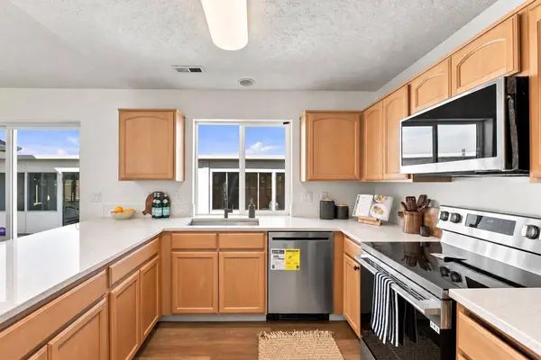 10220 W 10th Ave, Airway Heights, WA 99224