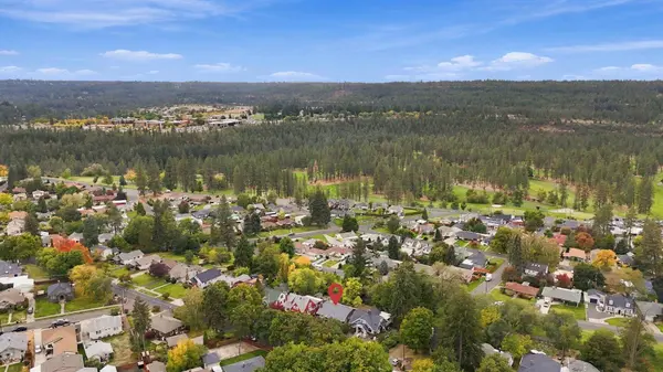 3225 N Wellington Pl, Spokane, WA 99205