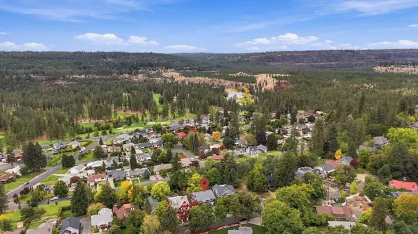 3225 N Wellington Pl, Spokane, WA 99205