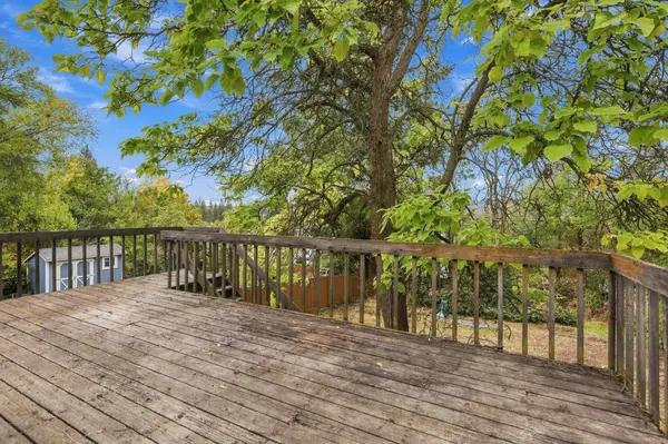3225 N Wellington Pl, Spokane, WA 99205