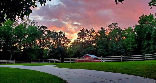 3555 Chattahoochee RD, Cumming, GA 30041