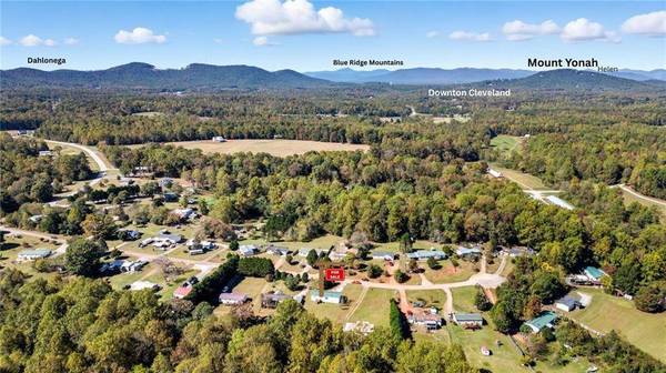 176 Westmoreland Meadows DR, Cleveland, GA 30528