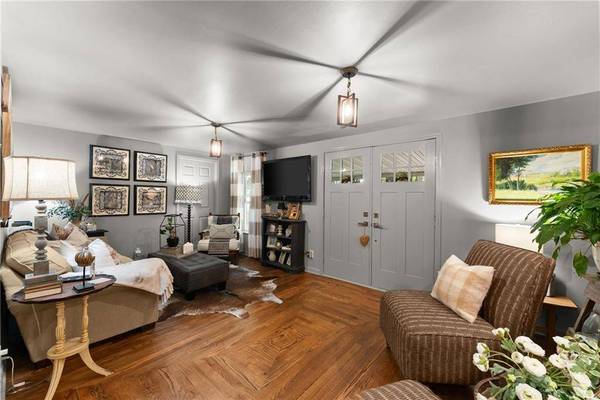 7210 Pine CT, Cumming, GA 30041