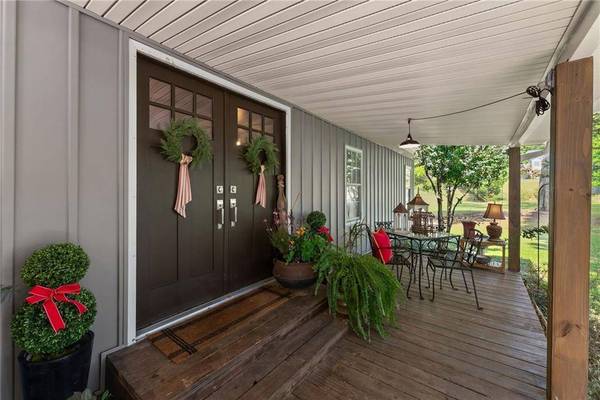 7210 Pine CT, Cumming, GA 30041