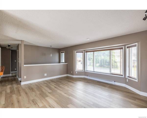 5202 Kaitlyns WAY, Nanaimo, BC V9T 5W1