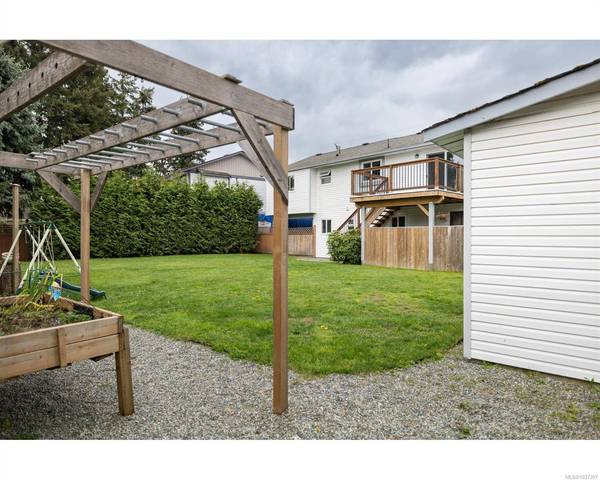 5202 Kaitlyns WAY, Nanaimo, BC V9T 5W1
