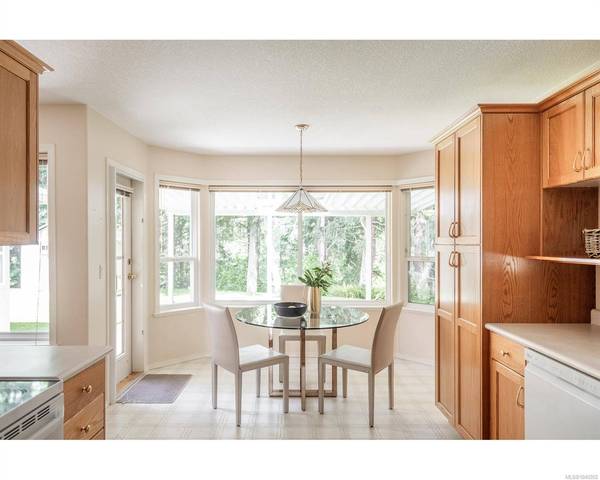 5912 Oliver Rd, Nanaimo, BC V9T 6G6