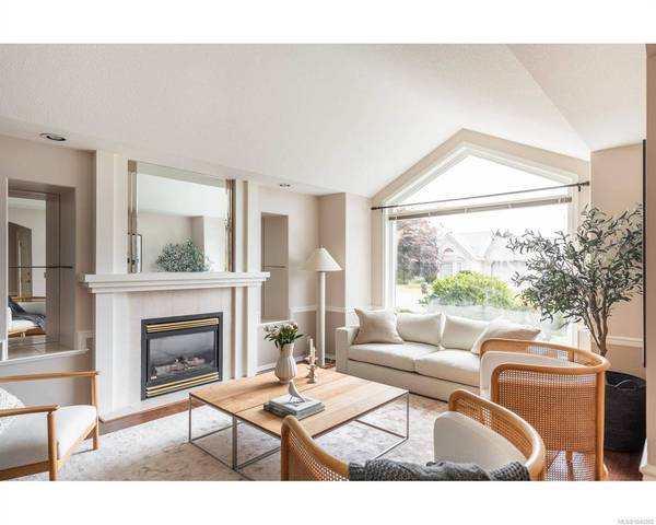 5912 Oliver Rd, Nanaimo, BC V9T 6G6