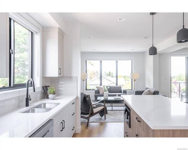 309 Elizabeth St, Nanaimo, BC V9R 3C5