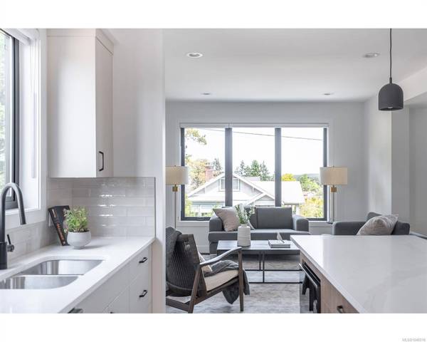 309 Elizabeth St, Nanaimo, BC V9R 3C5