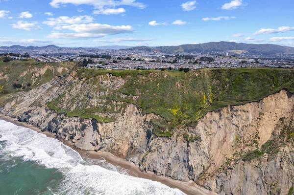 1172 87th ST, Daly City, CA 94015