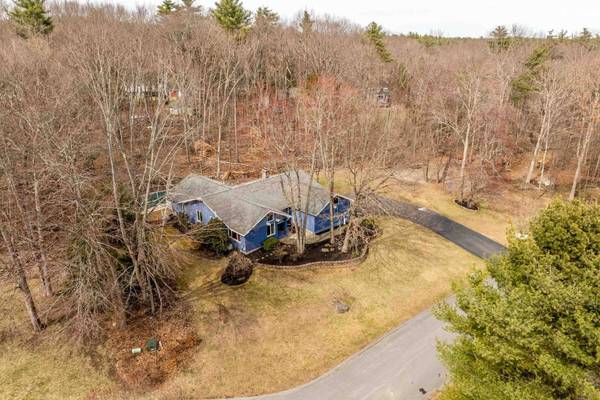 4 Clover CT, Salem, NH 03079