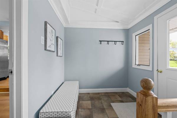 20 Colonial DR, Salem, NH 03079