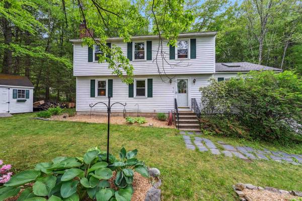 5 Hampshire DR, Derry, NH 03038