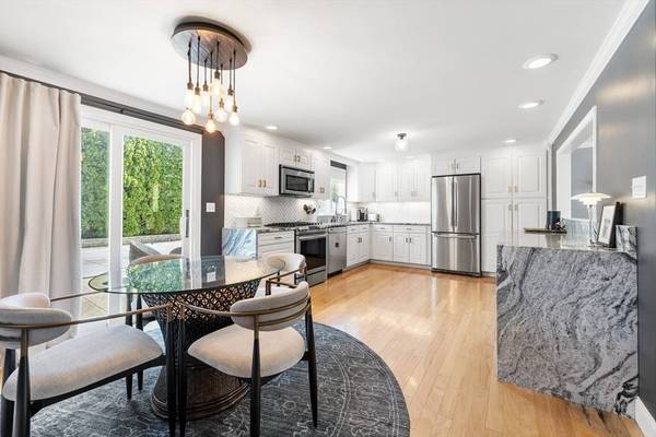 37 Hillcrest Ave, Methuen, MA 01844