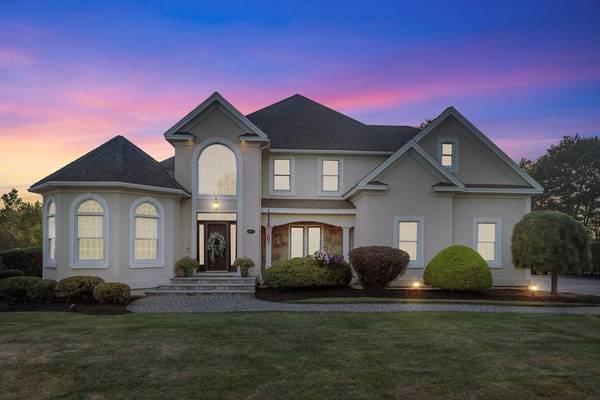 39 Ticklefancy Lane, Salem, NH 03079