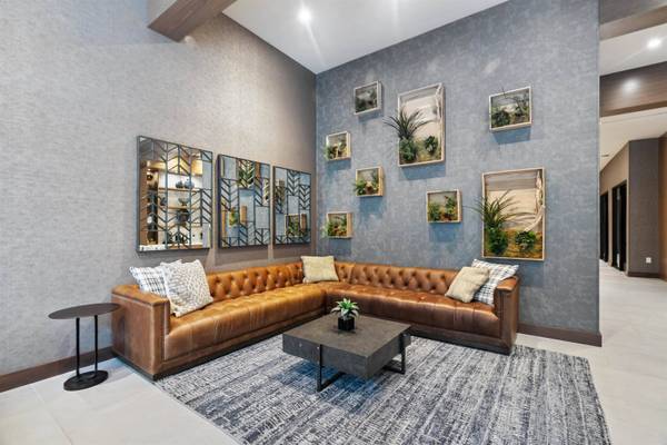 18 Artisan DR #308, Salem, NH 03079