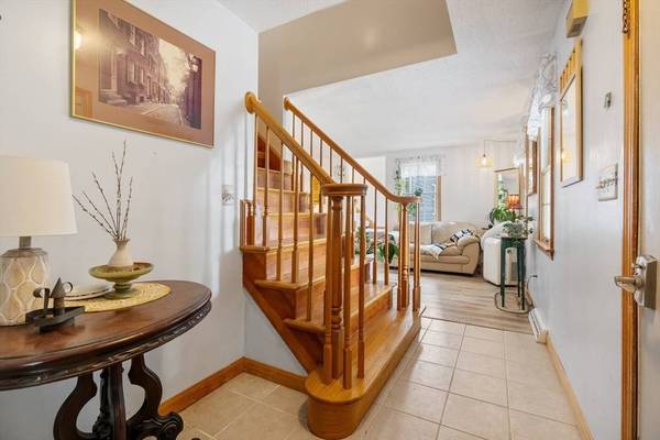 79 Marsh Hill Rd, Dracut, MA 01826