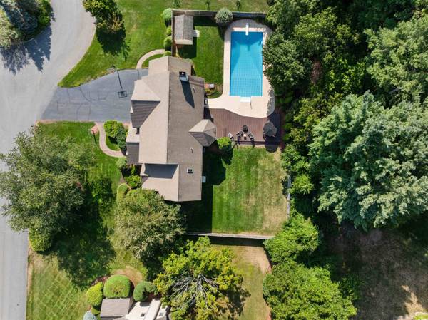 19 Lojko DR, Nashua, NH 03062