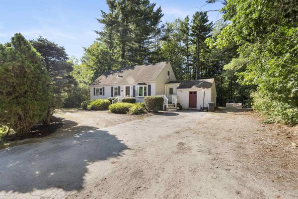 51 Bluff ST, Salem, NH 03079