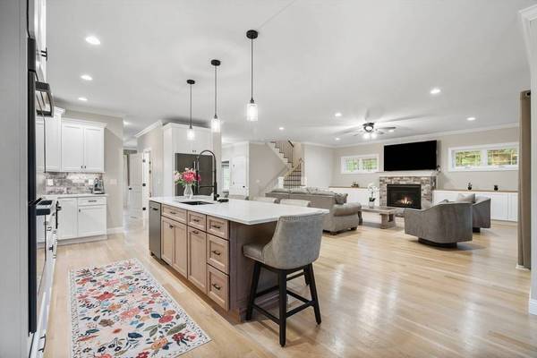 12 Tanya Lane, Brentwood, NH 03833