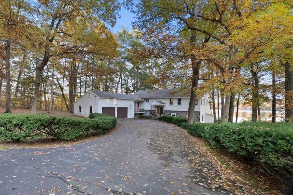 24 Rolling Ridge RD, Windham, NH 03087