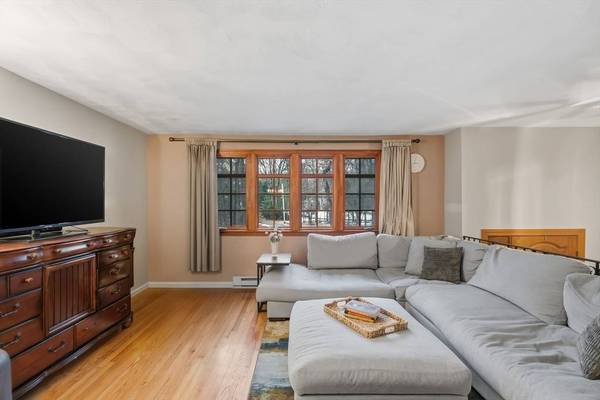 122 Forest St, North Andover, MA 01845