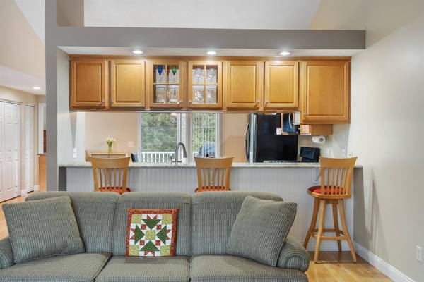 28 Linden DR, Hampstead, NH 03826