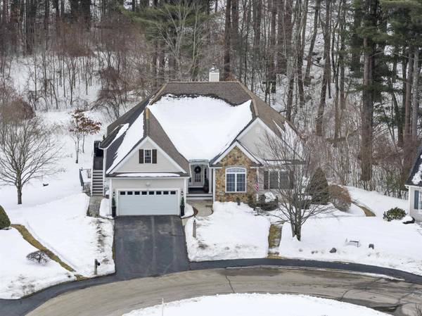 17 Canterbury CT, Salem, NH 03079