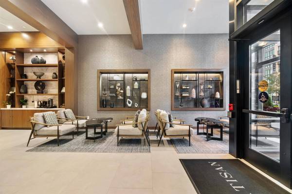 18 Artisan DR #406, Salem, NH 03079