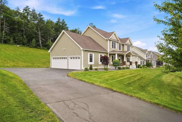 19 Beechwood RD, Salem, NH 03079