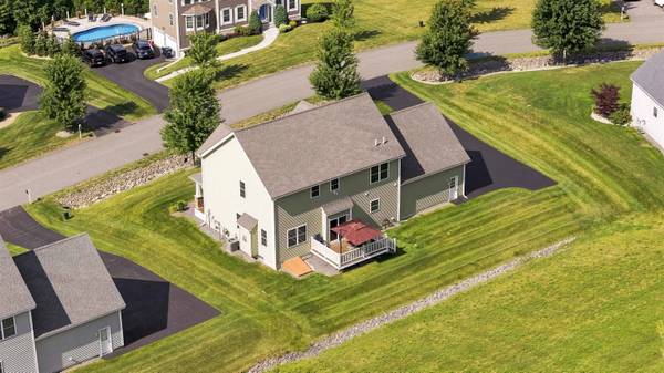 19 Beechwood RD, Salem, NH 03079