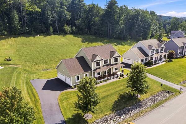 19 Beechwood RD, Salem, NH 03079