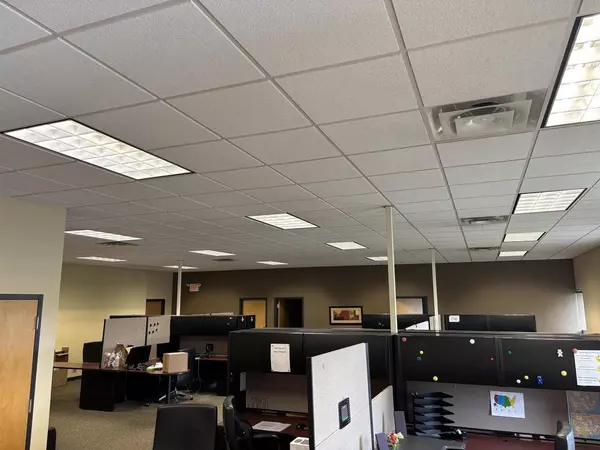 302 Industrial Drive, Columbus, WI 53925