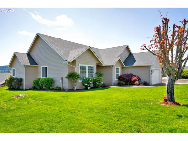 1922 KAPELA CT, Sutherlin, OR 97479