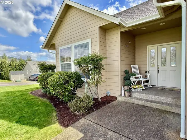 1922 KAPELA CT, Sutherlin, OR 97479