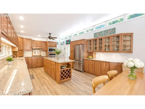 27777 SNYDER RD, Junction City, OR 97448
