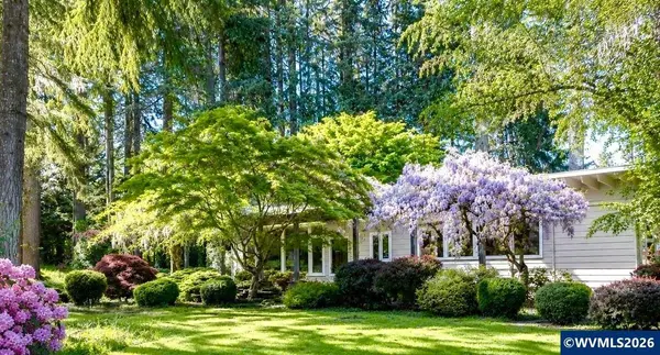 27777 Snyder Rd, Junction City, OR 97448