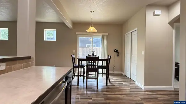 5739 Avalon St, Eugene, OR 97402